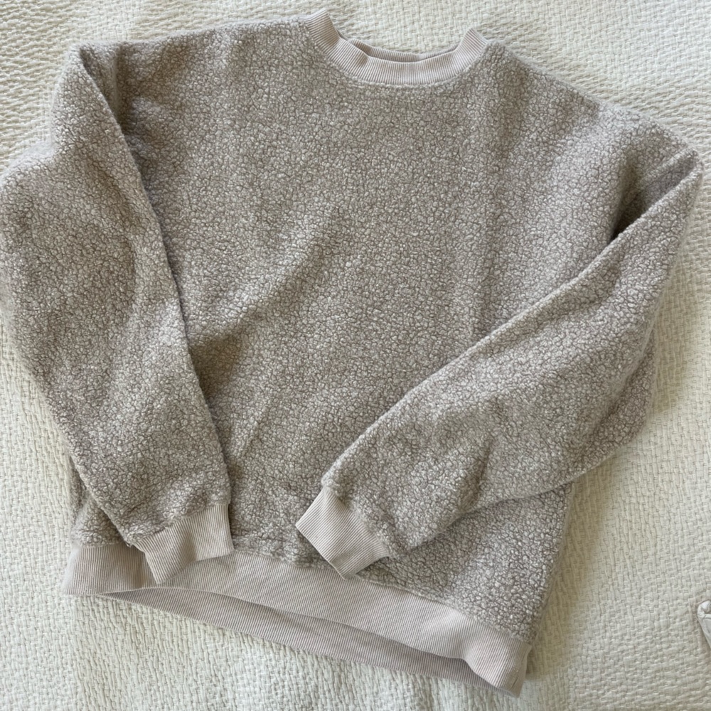 OUTDOOR VOICES shearling sweatshirt